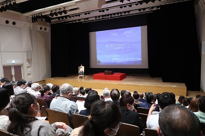 一龍齋春水が未来につなぐ「金子みすゞ伝」